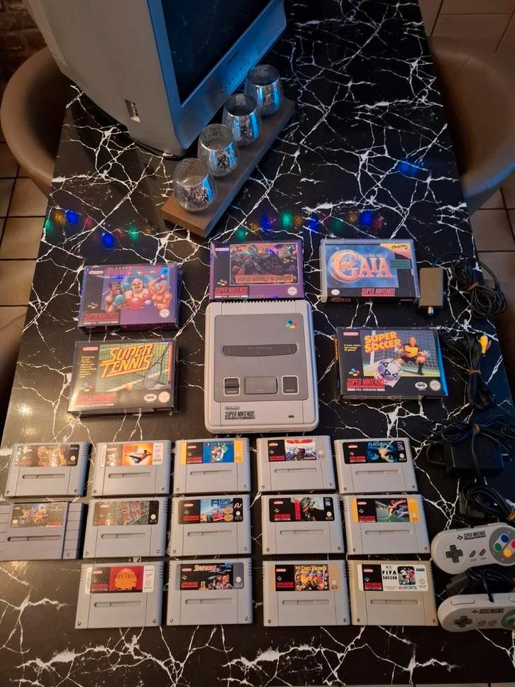 Super Nintendo-console + 19 games + 2 controllers enz..., Games en Spelcomputers, Games | Nintendo Super NES, Zo goed als nieuw