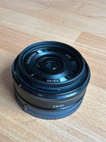 Sony 20mm f2.8 pancake lens + hoya uv filter beschikbaar voor biedingen