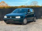 Vollswagen Golf 4 1.6 Benzine 147000 km kan gekurd worden, Auto's, Climate control, Bedrijf, 5 deurs, Golf