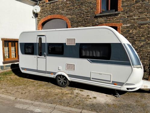 Hobby prestige 495 UL, Caravans en Kamperen, Caravans, Particulier, tot en met 4, 1250 - 1500 kg, Rondzit, Hobby, 2 aparte bedden