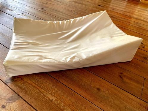 Matelas à langer incliné lilikim, Kinderen en Baby's, Badjes en Verzorging, Gebruikt, Aankleedkussen, Overige merken, Ophalen