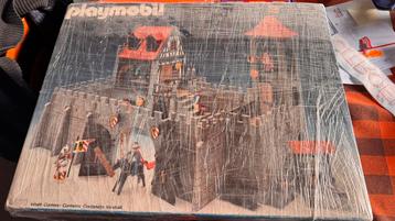 Playmobil vintage piratenboot en kasteel ridders beschikbaar voor biedingen