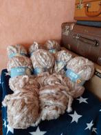 8 bollen Faux Fur (Fluffy garen), Enlèvement ou Envoi, Neuf