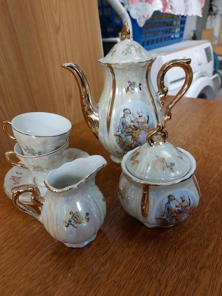 servies, Diversen, Overige Diversen, Zo goed als nieuw, Ophalen