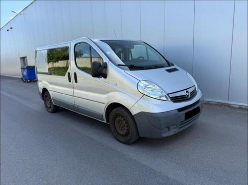 Opel Vivaro 2.0 Diesel met airco, Auto's, Bestelwagens en Lichte vracht, Particulier, ABS, Airbags, Airconditioning, Alarm, Boordcomputer