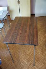 Vintage keukentafeltje met 3 stoelen, Huis en Inrichting, Tafels | Eettafels, Ophalen, Gebruikt, 50 tot 100 cm, Vintage