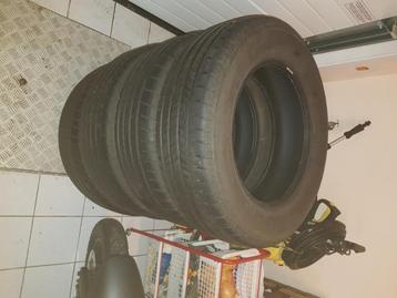 Autobanden 225/65 R17 102V