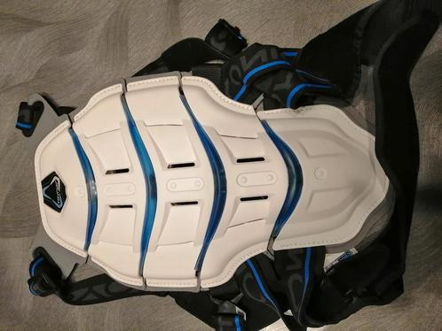Tryonic rugprotector feel 3.7 wit maat XS/S, Motos, Vêtements | Vêtements de moto, Enlèvement