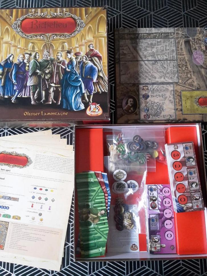 Nieuw spel Richelieu, 2-4 spelers, 10+, + 1 gratis promo, Hobby & Loisirs créatifs, Jeux de société | Jeux de plateau, Neuf, Enlèvement ou Envoi