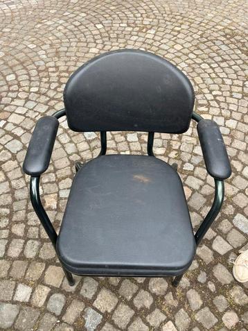 Wc stoel. beschikbaar voor biedingen