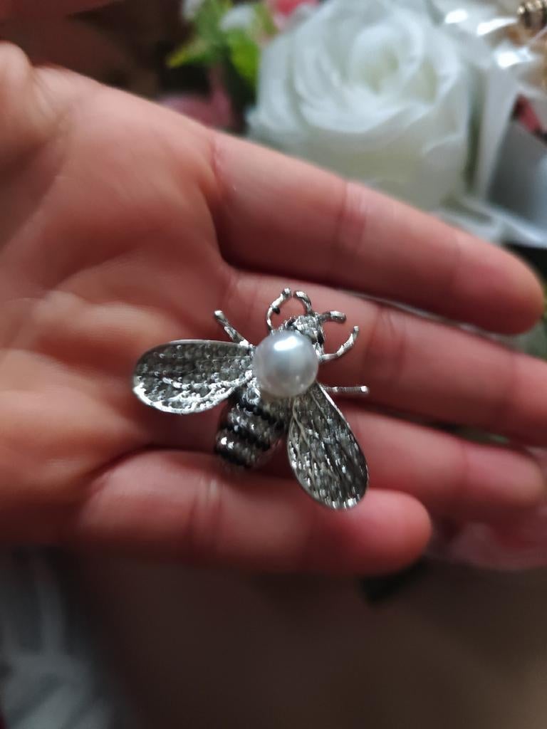 Broche neuve abeille or ou argent, Enlèvement ou Envoi, Neuf, Or, Or