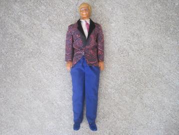 vintage pop Ken Mattel met originele kleding 