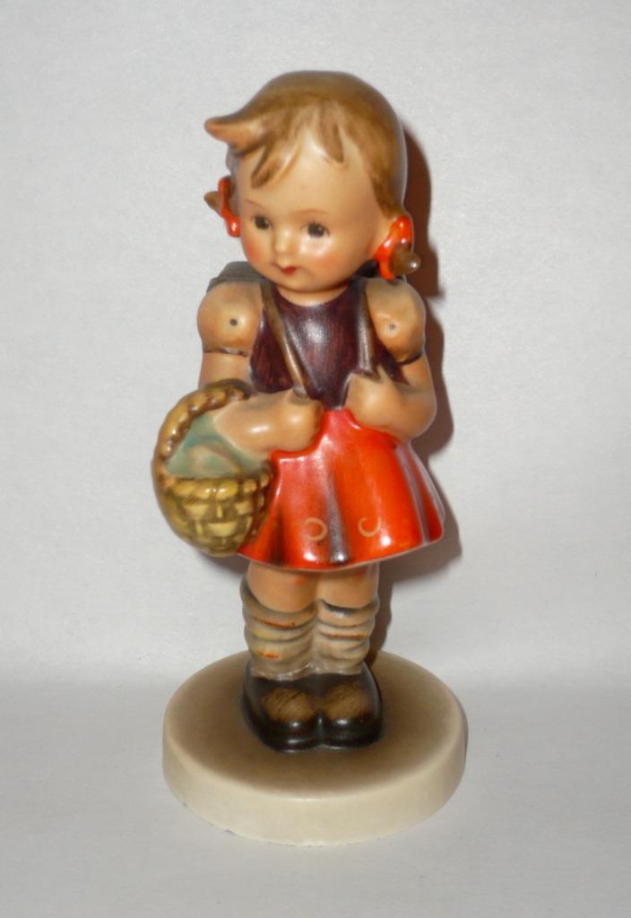 HUMMELFIGUURTJE SCHOOLMEISJE #81/0 TMK5 - 1972, Antiek en Kunst, Antiek | Porselein, Ophalen of Verzenden