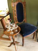Magnifiquement belle chaise de château antique en velours bl, Antiquités & Art, Enlèvement