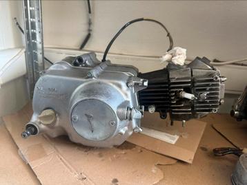 Honda s50 / cs50 motorblok beschikbaar voor biedingen