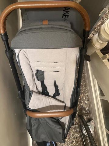 Mutsy Nio - met alle accessoires, Tige de poussée réglable, Poussette combi, Enlèvement, Utilisé
