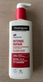 Neutrogena Intense Repair Herstellende Cica Bodybalsem 250ml, Verzenden, Nieuw, Bodylotion, Crème of Olie