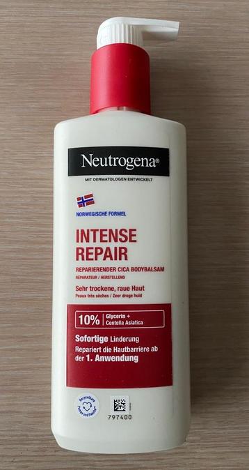 Neutrogena Intense Repair Herstellende Cica Bodybalsem 250ml beschikbaar voor biedingen