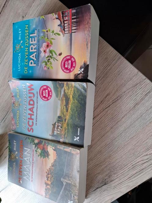 Lucinda Riley - Parel, Boeken, Literatuur, Zo goed als nieuw, Ophalen