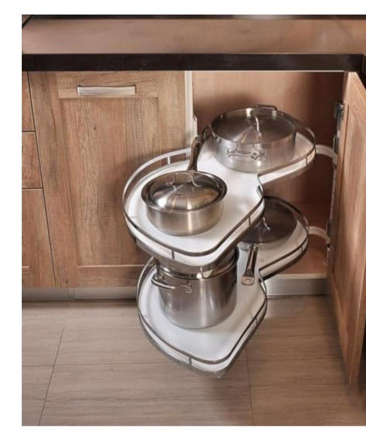 Uittrekbare carrousel voor hoekkasten, Antiek en Kunst, Antiek | Zilver en Goud, Ophalen