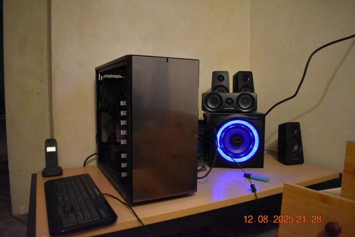 I9 intel 8 coeur gpu rtx 3060 Ti ( ventilateur 3x ) 8x4 rame, Informatique & Logiciels, Ordinateurs de bureau, Comme neuf, 3 à 4 Ghz