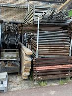 Grote stelling Altrad/Mefran 300-350 m2 met schragen erbij, Doe-het-zelf en Bouw, Steigers, Ophalen, Gebruikt, Gevelsteiger, 5 meter of hoger