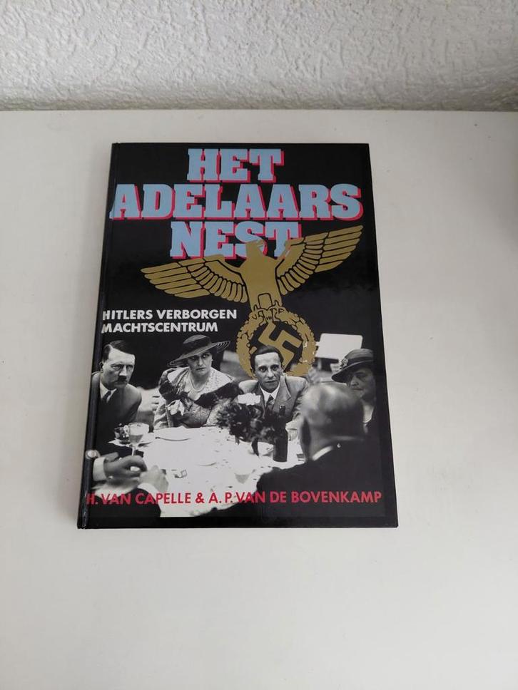 Boek het adelaarsnest, Boeken, Oorlog en Militair, Ophalen of Verzenden