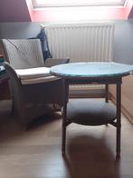 Rotan tafeltje met bijpassende zetel (B60, H63), Huis en Inrichting, 50 tot 100 cm, Overige materialen, Rond, Landelijk
