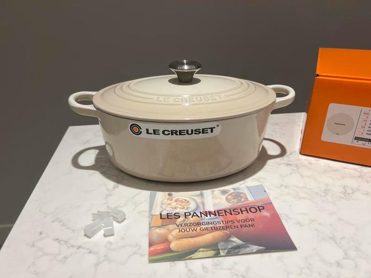 ASTUCE ! New Le Creuset Poêle ovale 25 cm Meringue en boîte, Maison & Meubles, Cuisine | Casseroles & Poêles, Neuf, Poêle à frire ou Sauteuse