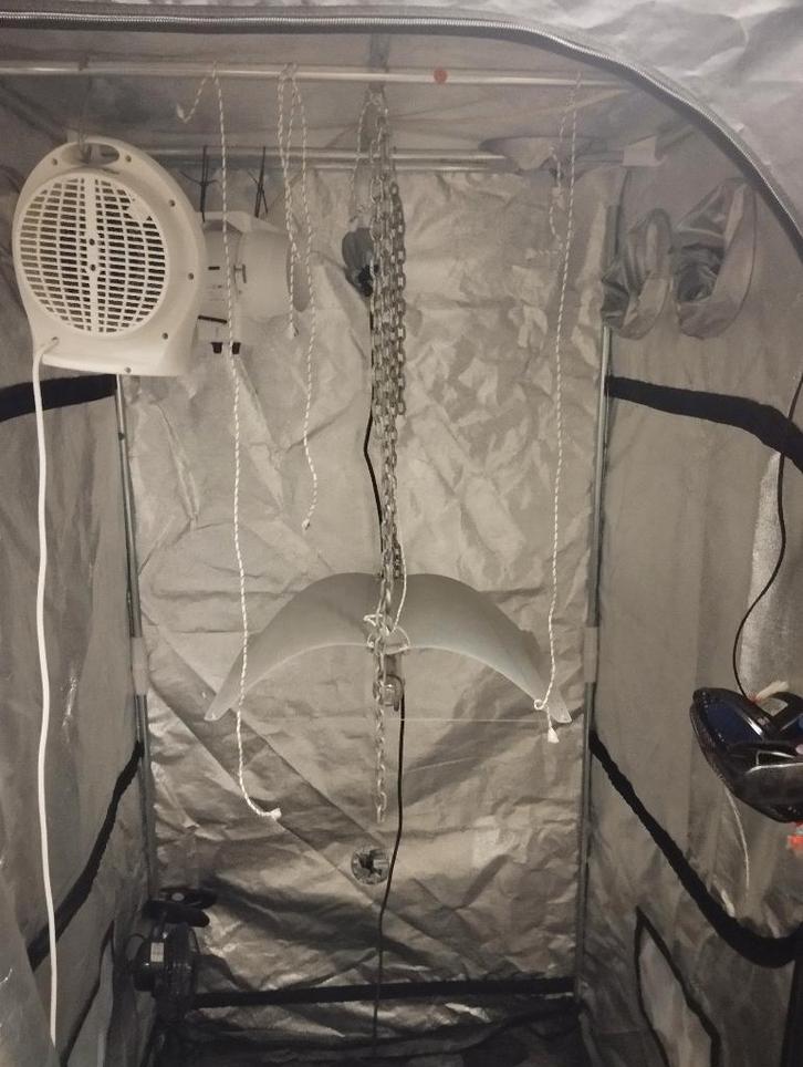 Kit complet culture indoor – tente + accessoires + éclairage, Tuin en Terras, Kweekspullen, Gebruikt, Kweektent, Ophalen