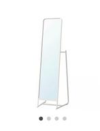 Spiegel met kleding ophang functie achteraan, Huis en Inrichting, Woonaccessoires | Spiegels, Ophalen, Zo goed als nieuw