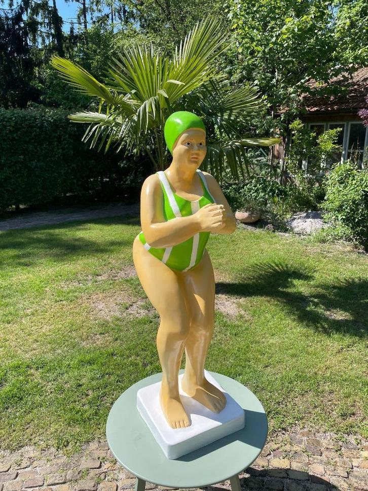 Duikende dame jacuzzi tuin, zwembad, vijver 115cm, Tuin en Terras, Tuinbeelden, Nieuw, Mensenbeeld, Kunststof, Ophalen