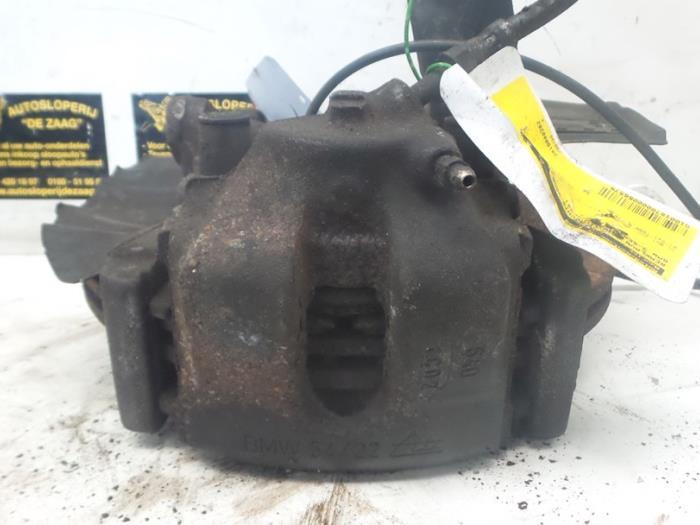 Remklauw (Tang) rechts-voor van een BMW 3-Serie, Auto-onderdelen, Remmen en Aandrijving, BMW, Gebruikt, 3 maanden garantie, Ophalen of Verzenden