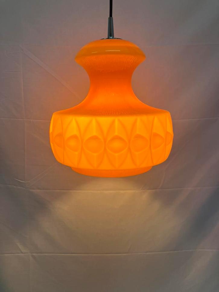 Vintage Peill & Putzler oranje opaline glazen hanglamp 60’, Huis en Inrichting, Lampen | Losse lampen, Gebruikt, Ophalen