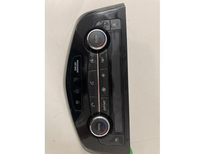 Kachel Bedieningspaneel van een Toyota Auris, Auto-onderdelen, Dashboard en Schakelaars, Toyota, Gebruikt, 3 maanden garantie