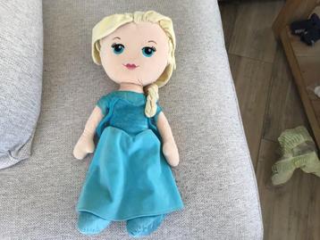 Knuffel Elza beschikbaar voor biedingen