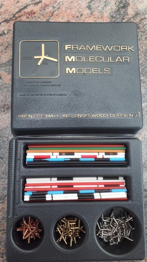 Ensemble de modèles moléculaires  Prentice-Hall, Hobby en Vrije tijd, Cursusmateriaal, Gebruikt, Overige typen, Verzenden