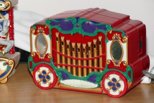 Christmas holiday carousel circus orgel  paardjes kerstmis k, Diversen, Kerst, Nieuw, Ophalen of Verzenden