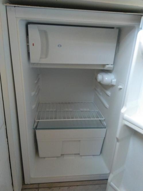 Inbouw koelkast met vriesvak, Elektronische apparatuur, Koelkasten en IJskasten, Zo goed als nieuw, Met vriesvak, Ophalen