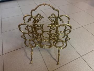 Krantenrek (in brons) beschikbaar voor biedingen