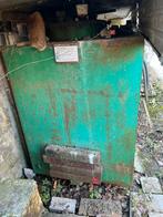 Oude stalen mazouttank, Ophalen