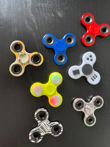 Fidget spinners beschikbaar voor biedingen