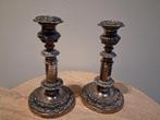 Paire de chandeliers en métal argenté du XIXe siècle, Enlèvement ou Envoi