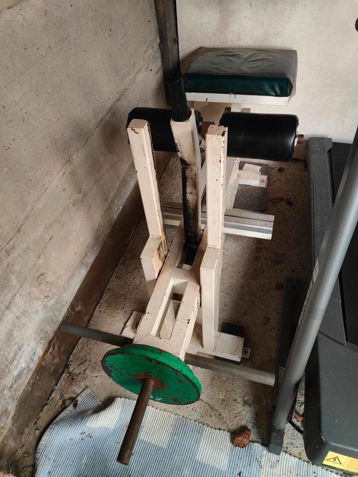 Machine musculation mollet, Sport en Fitness, Fitnessmaterialen, Gebruikt, Fitnessbank, Benen, Ophalen