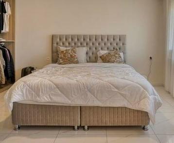 Lit avec matelas 180 cm, Enlèvement, Comme neuf