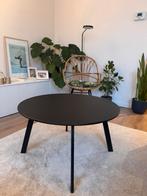 Mooi, mat zwart salon/bijzettafeltje (voor binnen of buiten), Huis en Inrichting, Tafels | Bijzettafels, Ophalen, Gebruikt, Rond