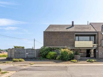 Huis te koop in Neeroeteren, 4 slpks beschikbaar voor biedingen