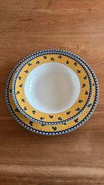 18 delig servies, Huis en Inrichting, Ophalen, Gebruikt, Overige stijlen, Compleet servies