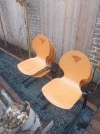 Gratis 7 stapel stoelen, Ophalen, Zo goed als nieuw