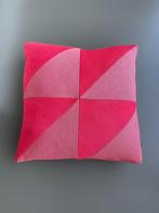 Rood sierkussen Hay, Huis en Inrichting, Woonaccessoires | Kussens, Ophalen of Verzenden, Nieuw, Rood, Vierkant